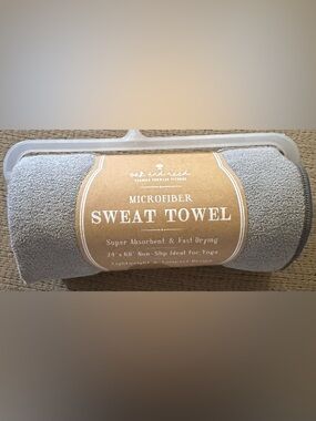 Oak and Reed Microfiber Sweat Towel - Gray